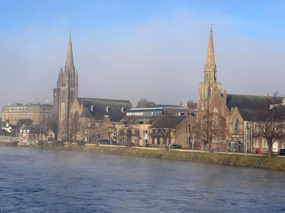 Inverness City Studio Apartment Sleeps 2 Dalneigh Экстерьер фото